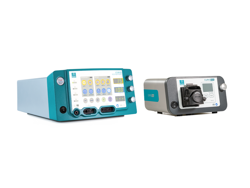 Systemlösung bestehend aus dem CURIS® 4 MHz Radiofrequenzgenerator und der CURIS® flow Spülpumpe zur Integration in chirurgische Anwendungen.