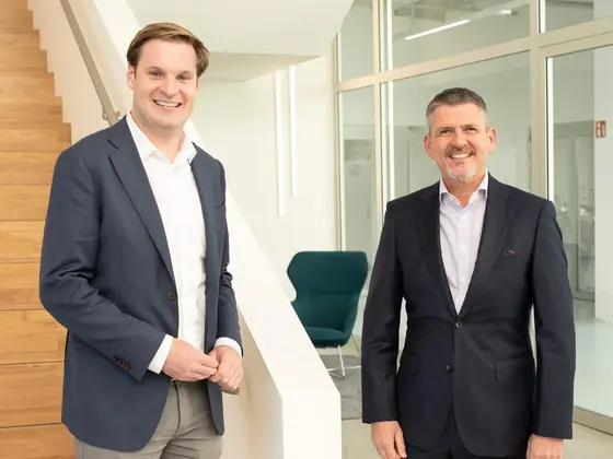 Dr-Yannick-Bury-und-Bert-Sutter-Sutter-Standort-Emmendingen.jpg Dr. Yannick Bury und Bert Sutter bei einem Treffen am Sutter Standort in Emmendingen – Austausch zu Medizintechnik und regionaler Zusammenarbeit.